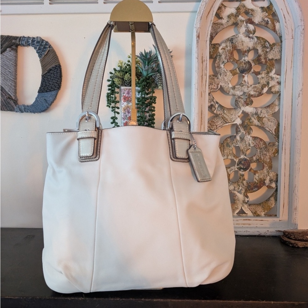 NWT Coach Y2K Soho North South Tote in White & Soft Gold Leather